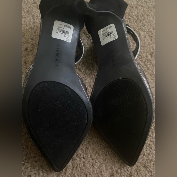 LANE BRYANT - BLACK & SILVER PUMPS - Picture 4 of 5
